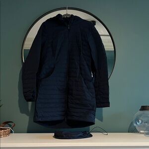 Lululemon pack it down Jacket